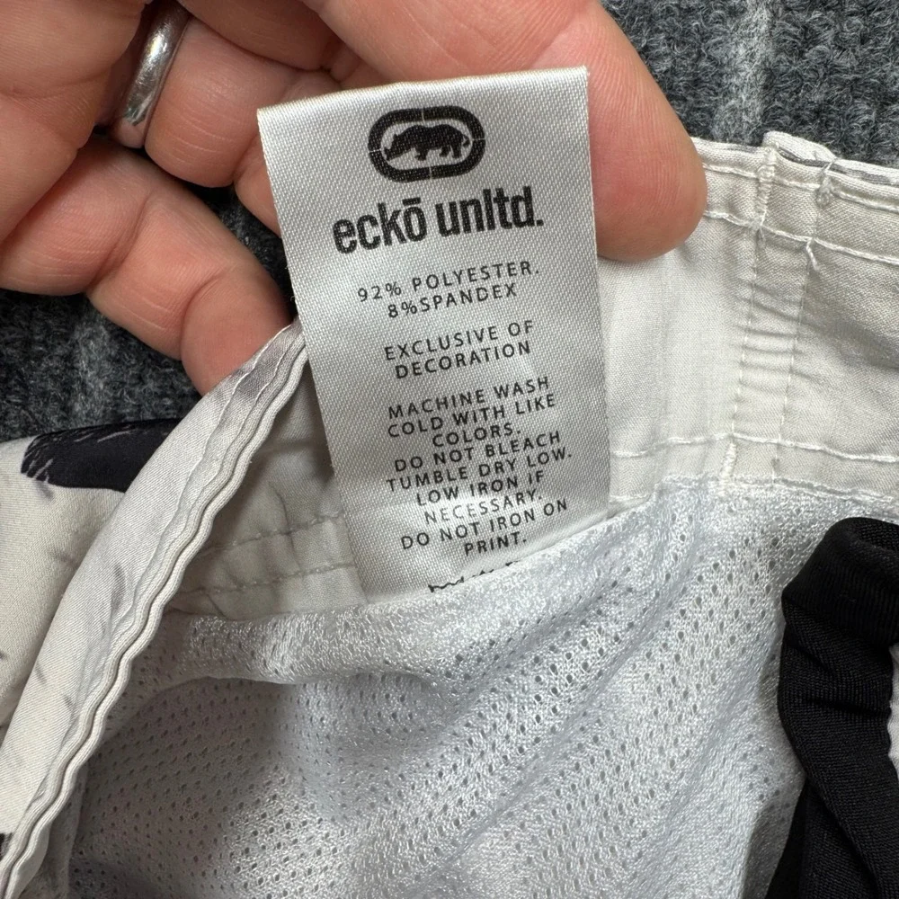 Ecko Unltd Mens XL White Black Geometric Diamond Swim Trunks Board Shorts (2473)